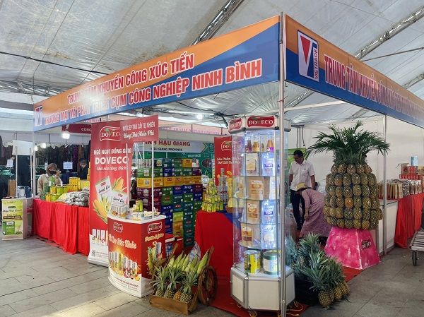 Ninh Bình tham gia gian hàng tại hội chợ Công Thương vùng đồng bằng sông Hồng - Hải Phòng năm 2023