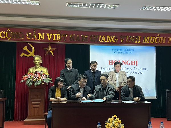 Sở Công Thương Ninh Bình tổ chức Hội nghị  cán bộ, công chức, viên chức năm 2022