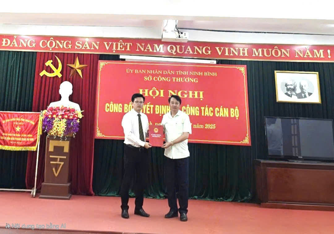 Công bố Quyết định bổ nhiệm lãnh đạo Trung tâm Khuyến công và Xúc tiến thương mại tỉnh Ninh Bình